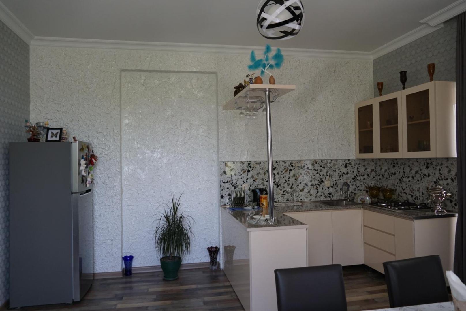 Panorama In Kutaisi Hostel Buitenkant foto
